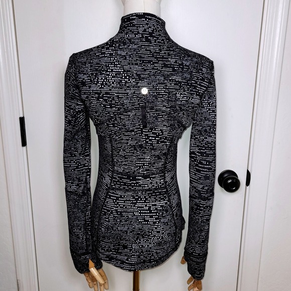 Lululemon Define Jacket Luxtreme Digital Rain Jacquard Black White Size 4 - Picture 10 of 13
